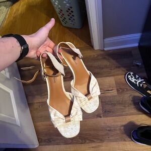 Lucky brand flat heels